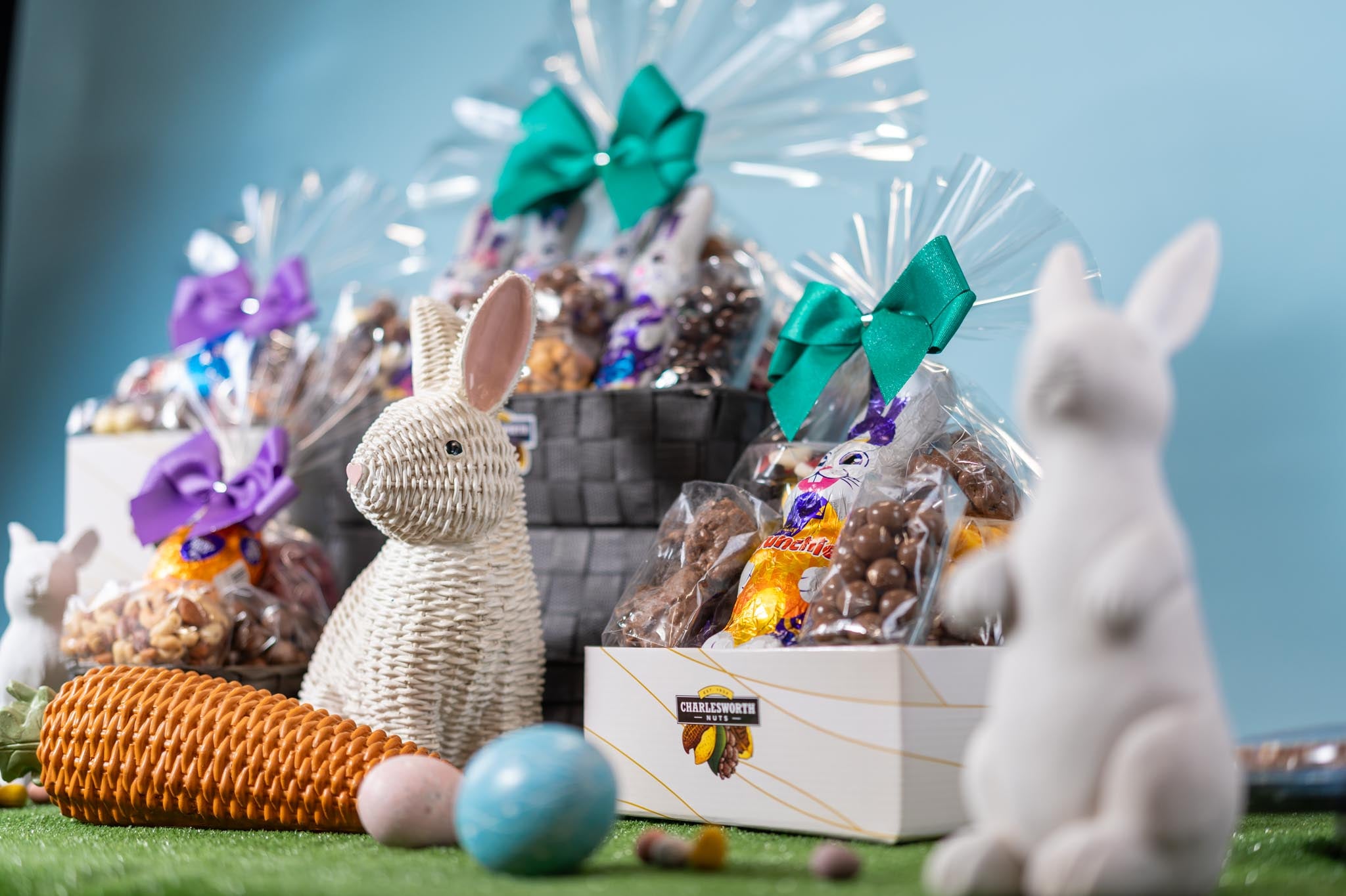 Easter gift collection, including gift baskets and gift packs 